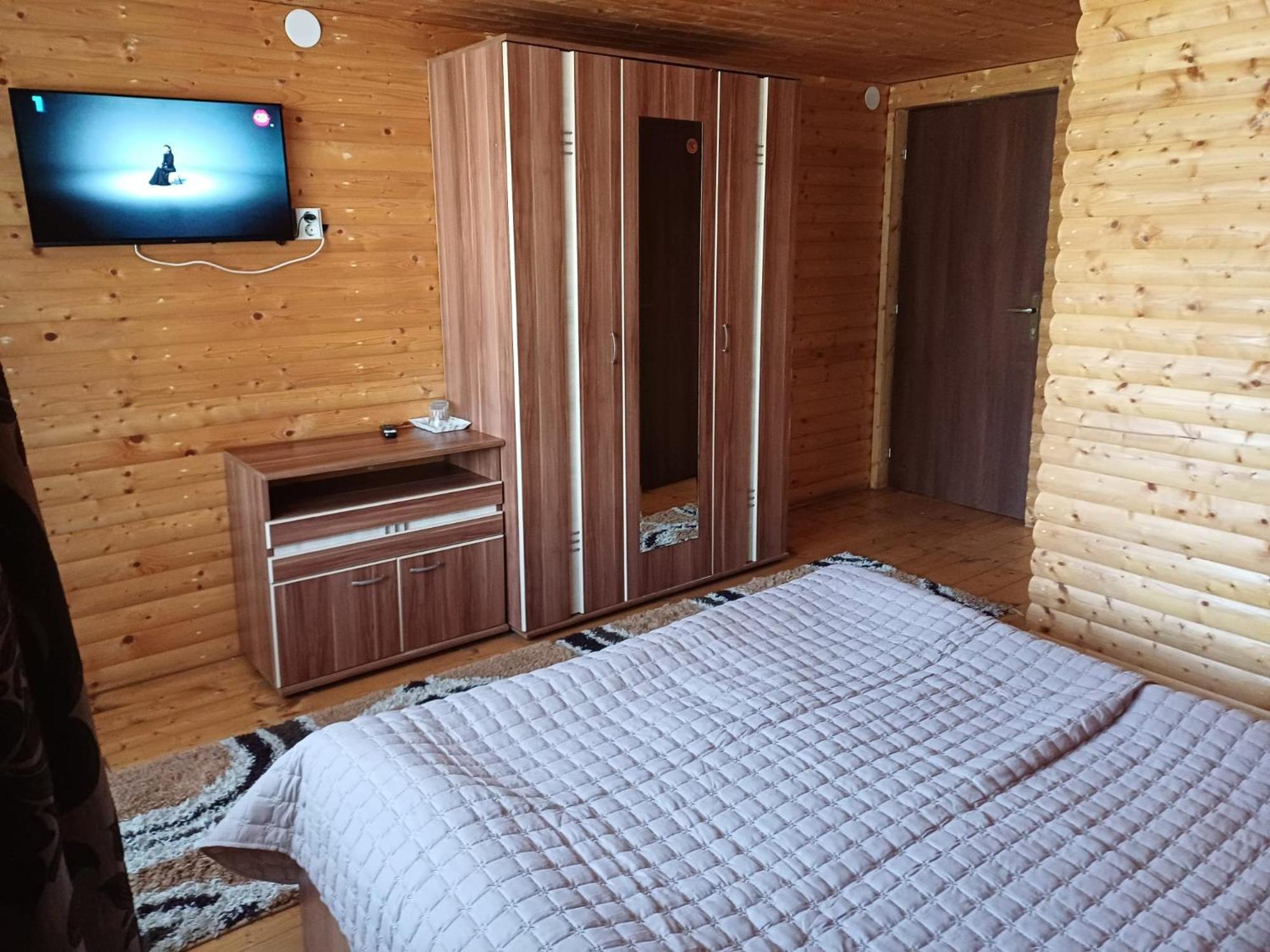 Отель Casa Gherman Турда Экстерьер фото