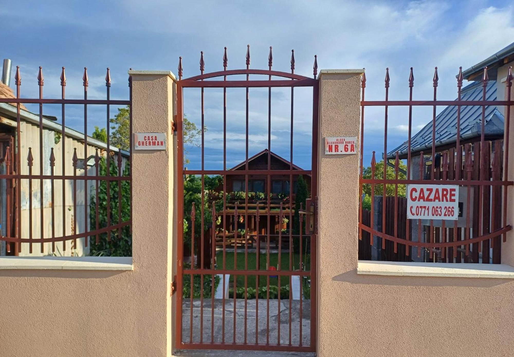 Отель Casa Gherman Турда Экстерьер фото